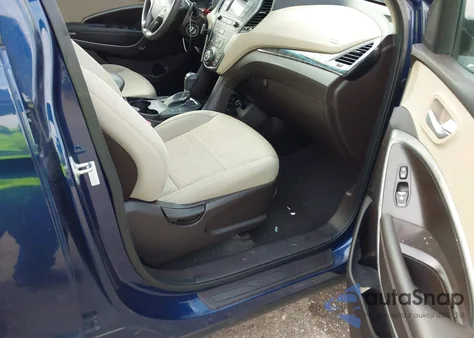 2017 Hyundai Santa Fe Sport 2.4L z USA, uszkodzony, nr VIN 5XYZT3LB7HG457228